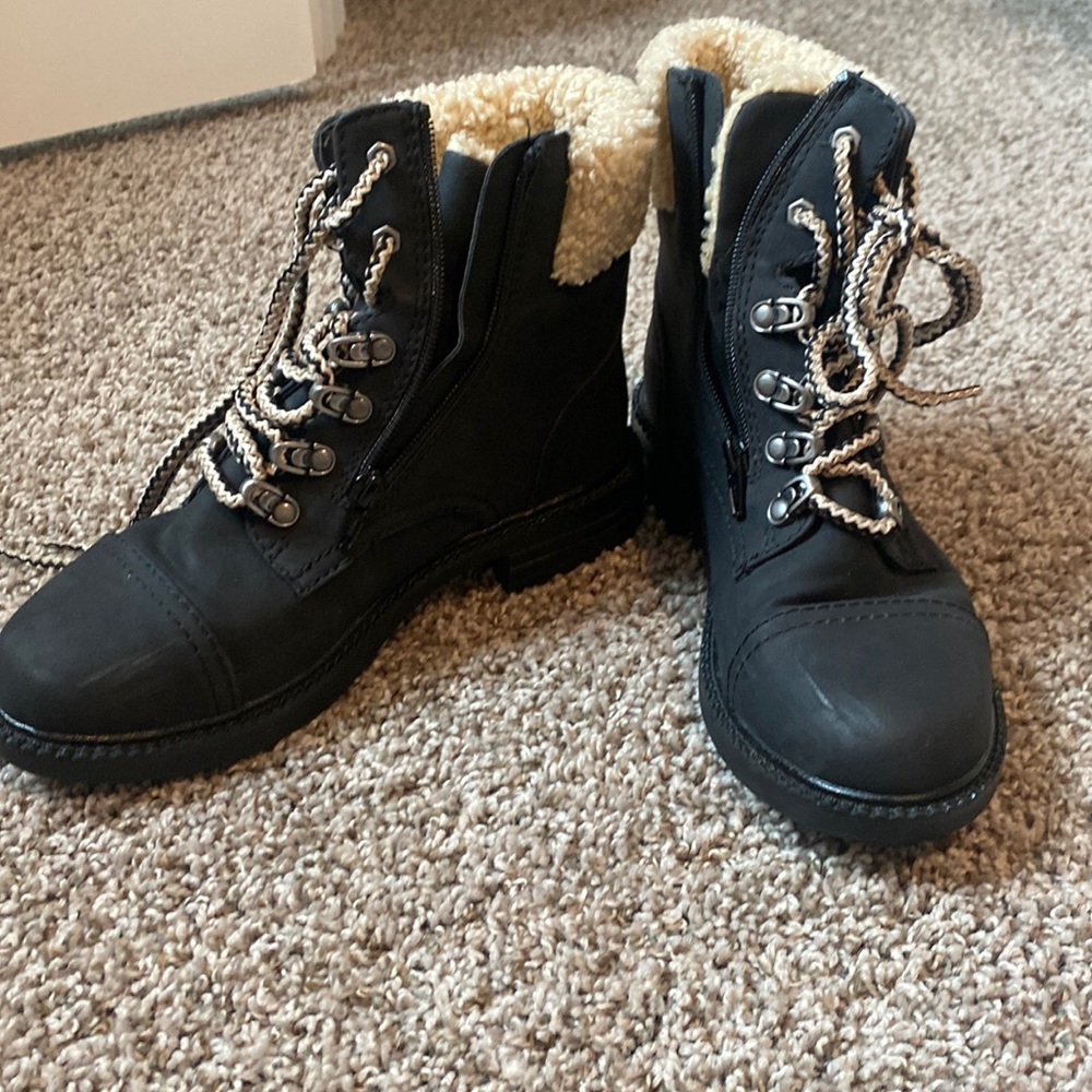 Size 8 boot